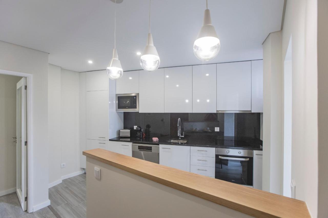 2Br Flat W/ Ac & Great Views By Lovelystay Βίλα Νόβα ντε Γκάια Εξωτερικό φωτογραφία